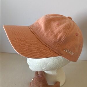 Levi’s ball cap